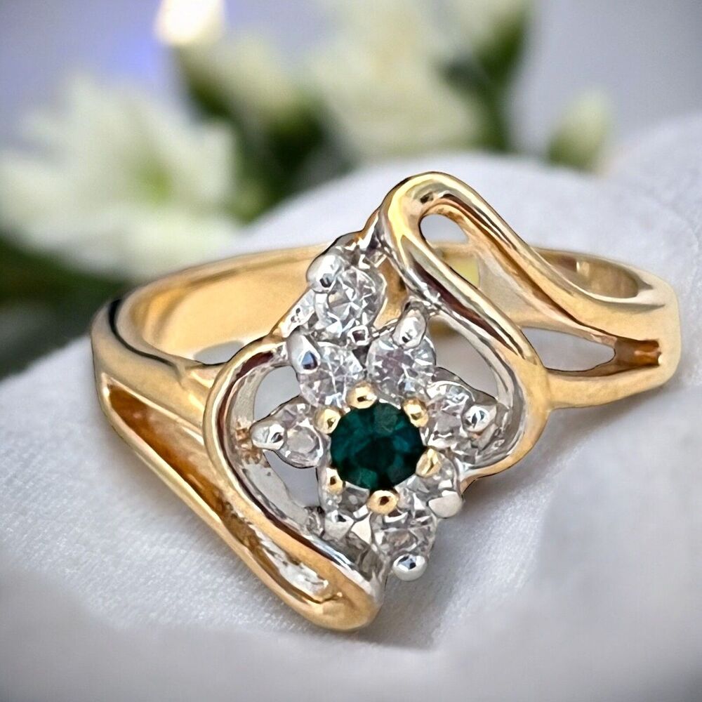 Vintage 1960s Ring Size 7 Mid Century Green Crystal CZ Gold Plate - 14A - Picture 4 of 11